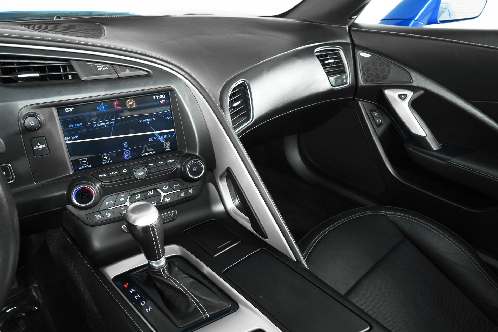 2014 Chevrolet Corvette Stingray Base 3LT photo 30