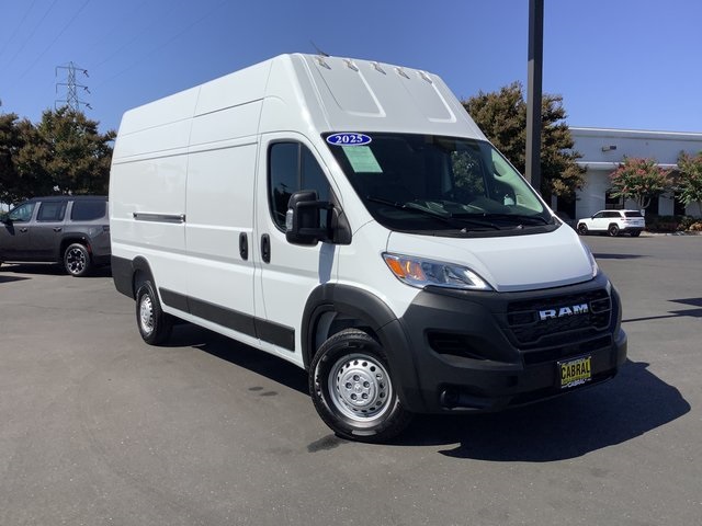 2025 Ram ProMaster 3500 photo 2