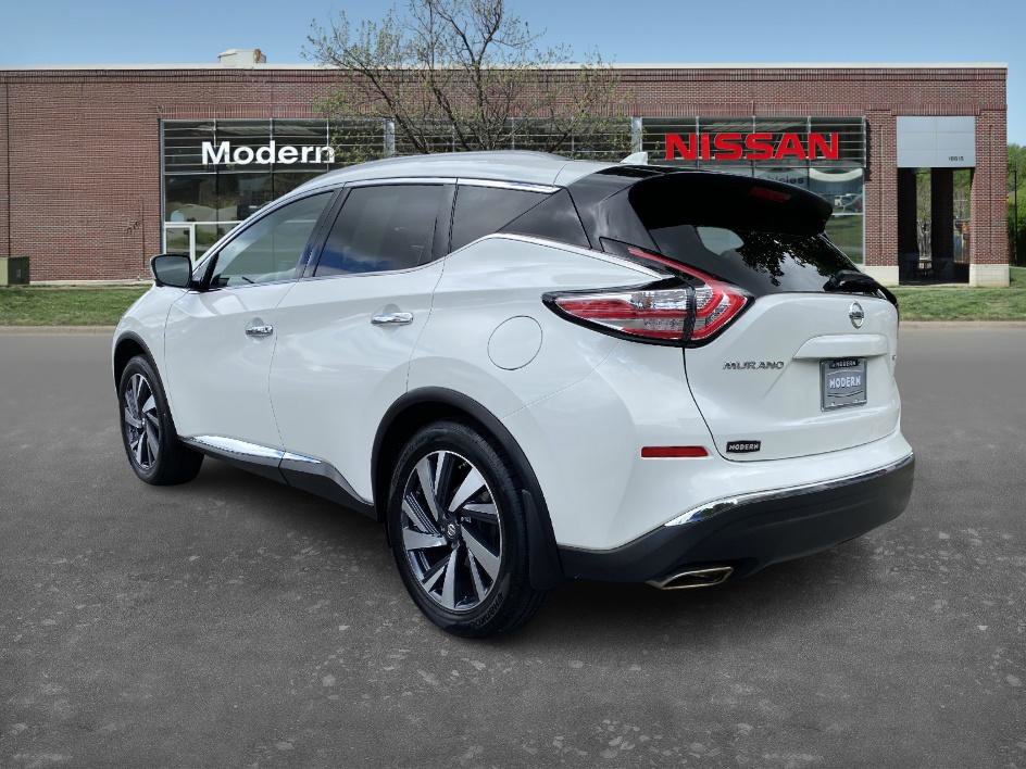 2017 Nissan Murano Platinum photo 2