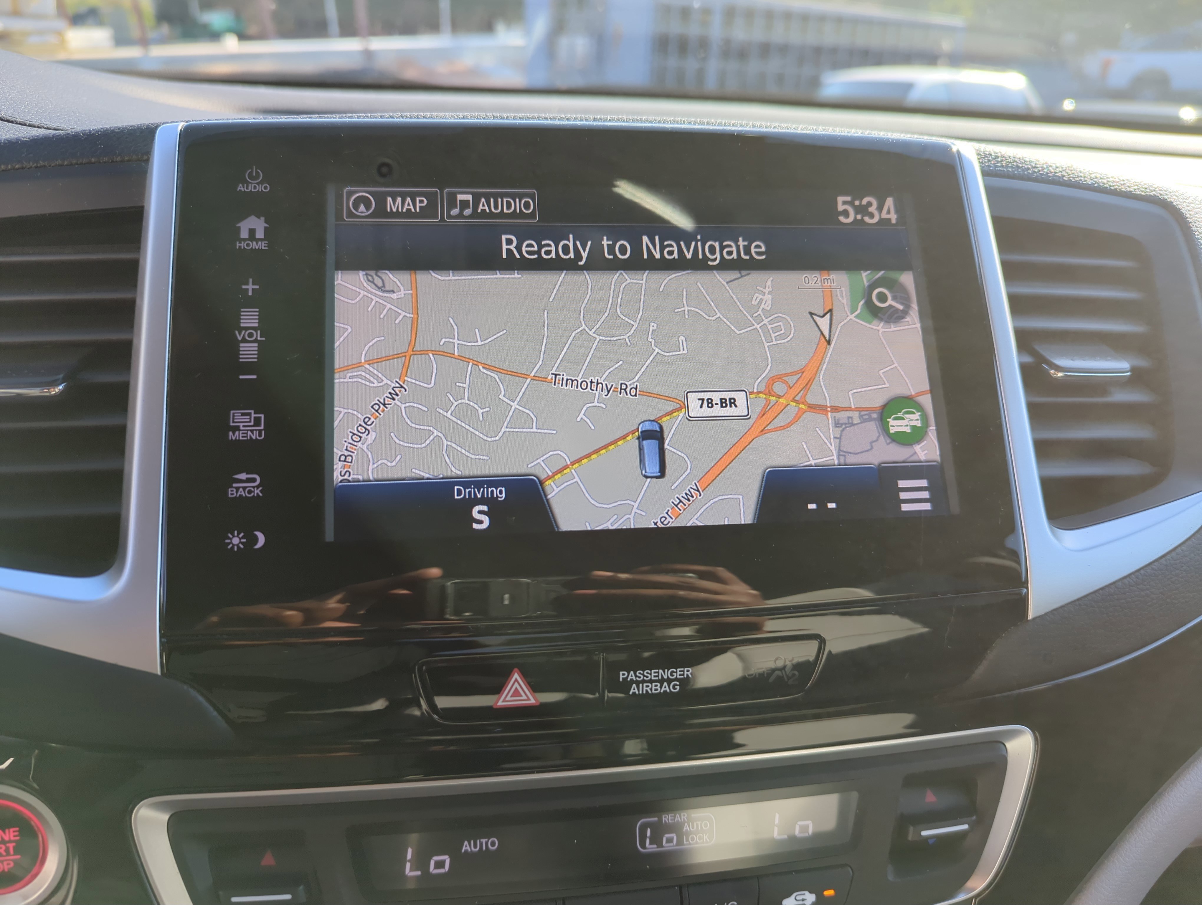 2017 Honda Pilot Touring photo 16