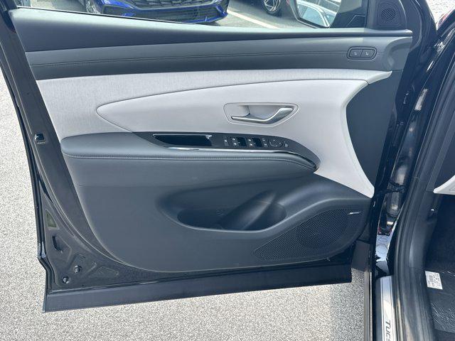 2025 Hyundai Tucson Limited photo 9