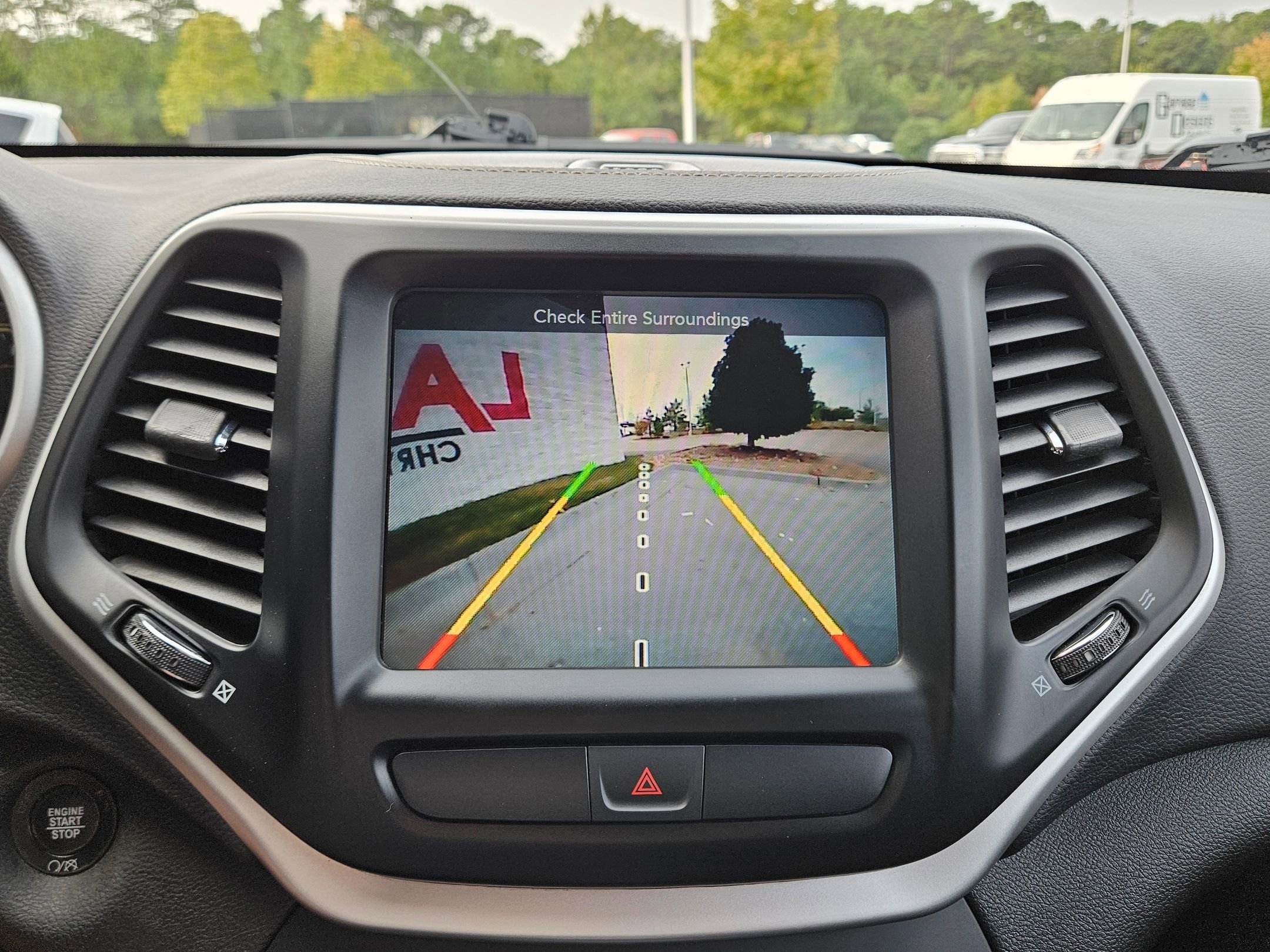 2018 Jeep Cherokee Latitude photo 27