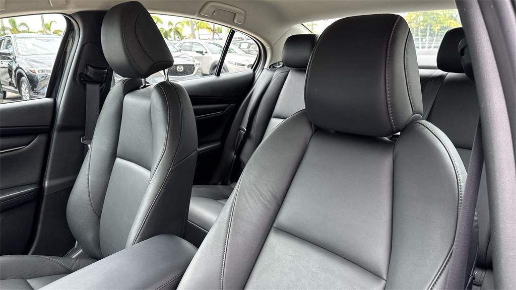 2022 Mazda Mazda3 Select photo 38