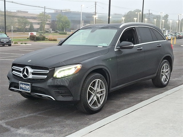 2019 Mercedes Benz GLC 300 4MATIC photo 4