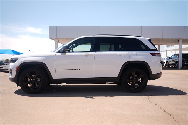 2024 Jeep Grand Cherokee Limited photo 7