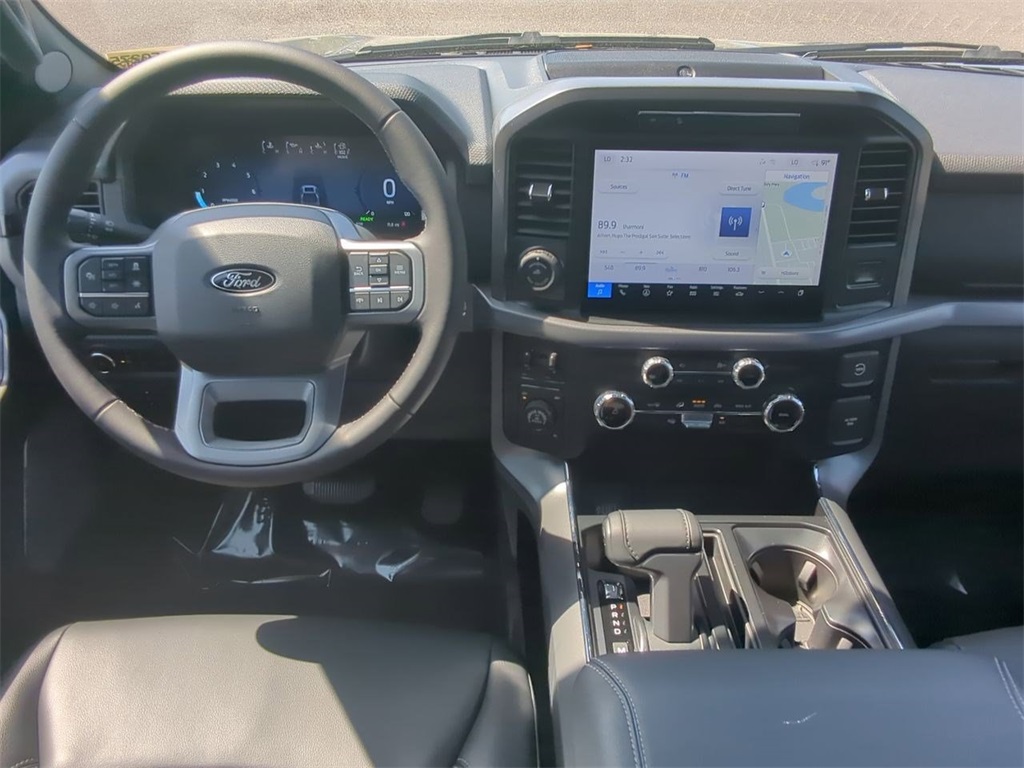 2025 Ford F-150 XLT photo 23