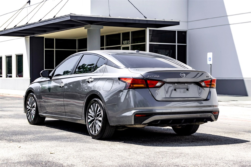 2024 Nissan Altima 2.5 SV photo 6