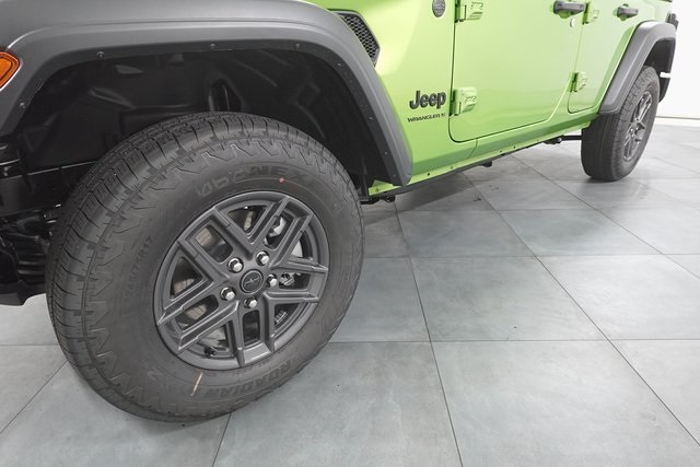 2025 Jeep Wrangler Sport S photo 28