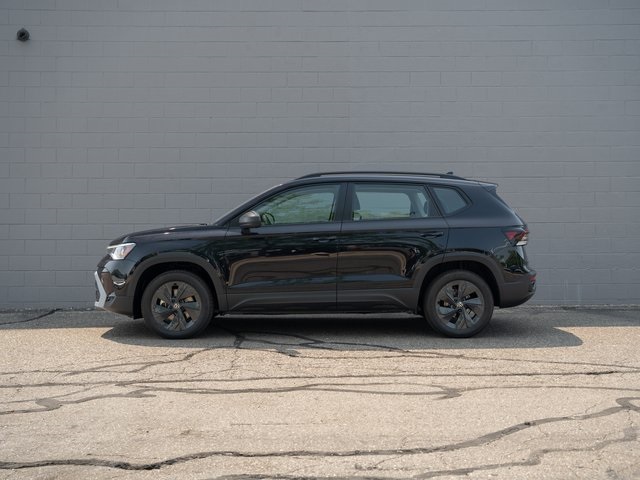 2025 Volkswagen Taos S photo 3