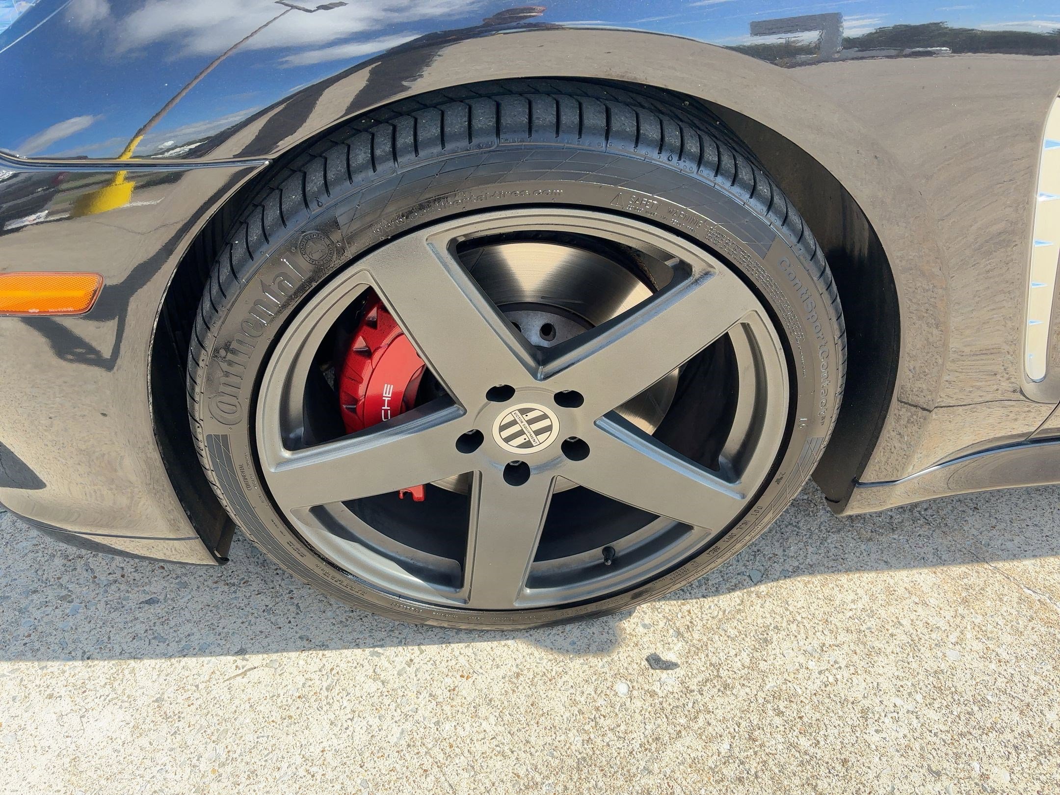 2010 Porsche Panamera Turbo photo 9