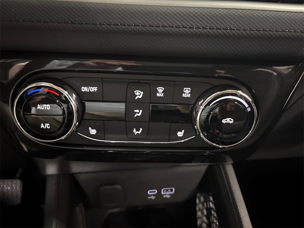 2026 Chevrolet Trailblazer LT photo 13