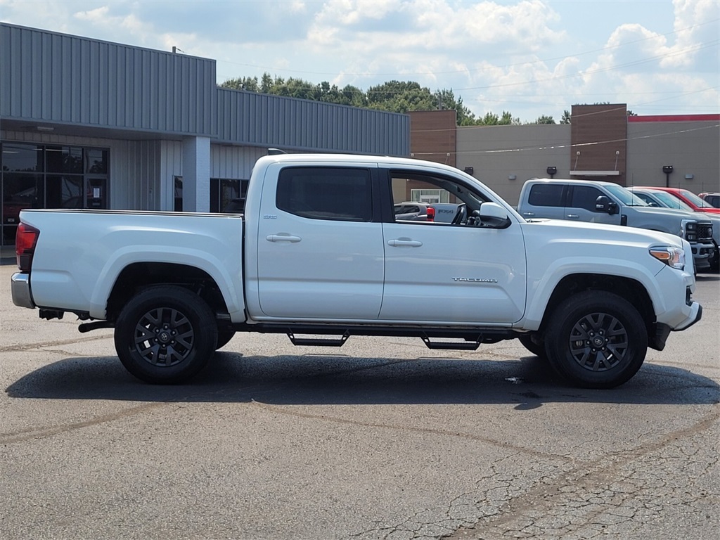 2023 Toyota Tacoma SR5 V6 photo 2