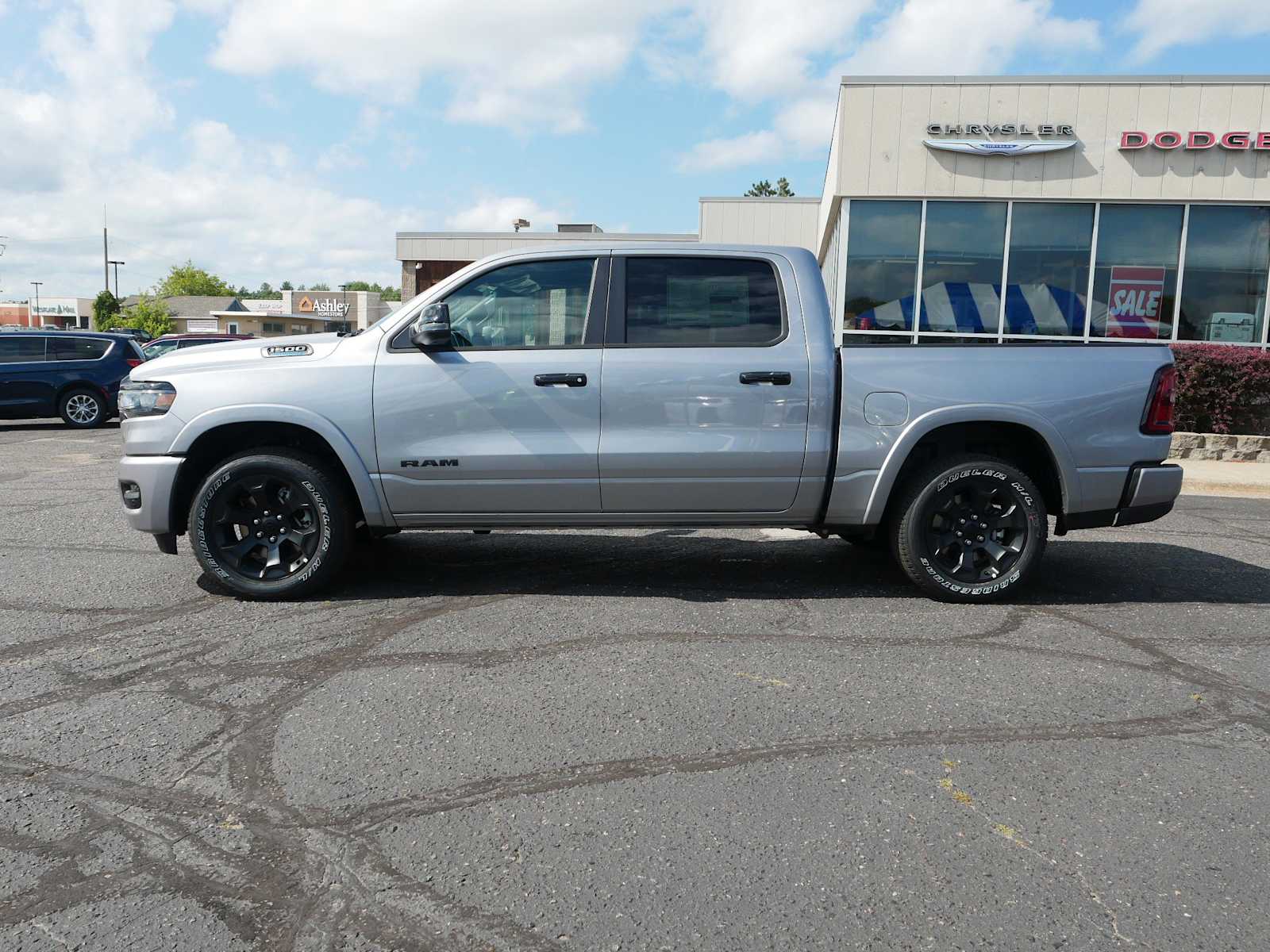 2025 Ram 1500 Big Horn photo 4