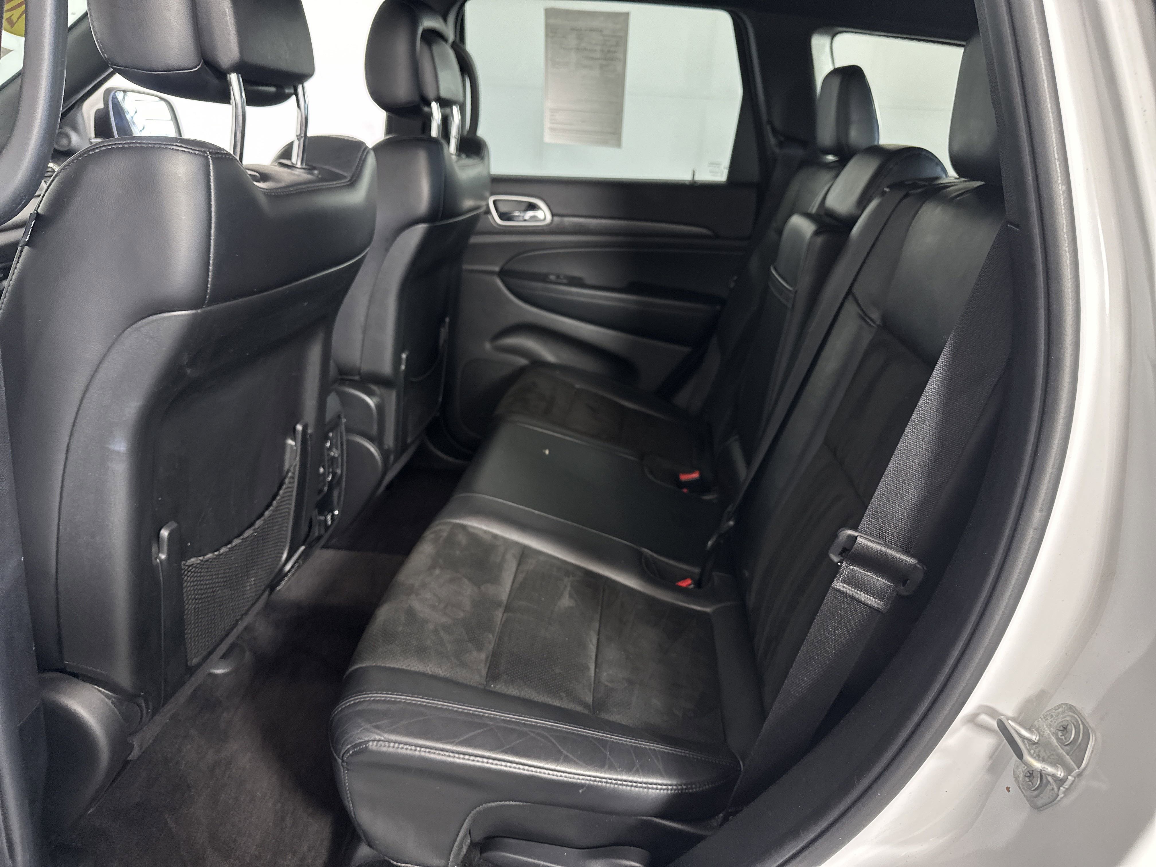 2018 Jeep Grand Cherokee Altitude photo 5