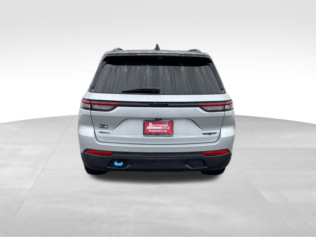 2024 Jeep Grand Cherokee Trailhawk 4xe photo 3
