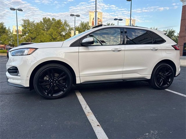 2020 Ford Edge ST photo 3