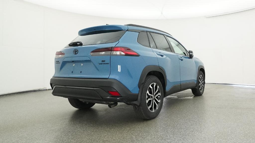 2026 Toyota Corolla Cross XLE XSE photo 18