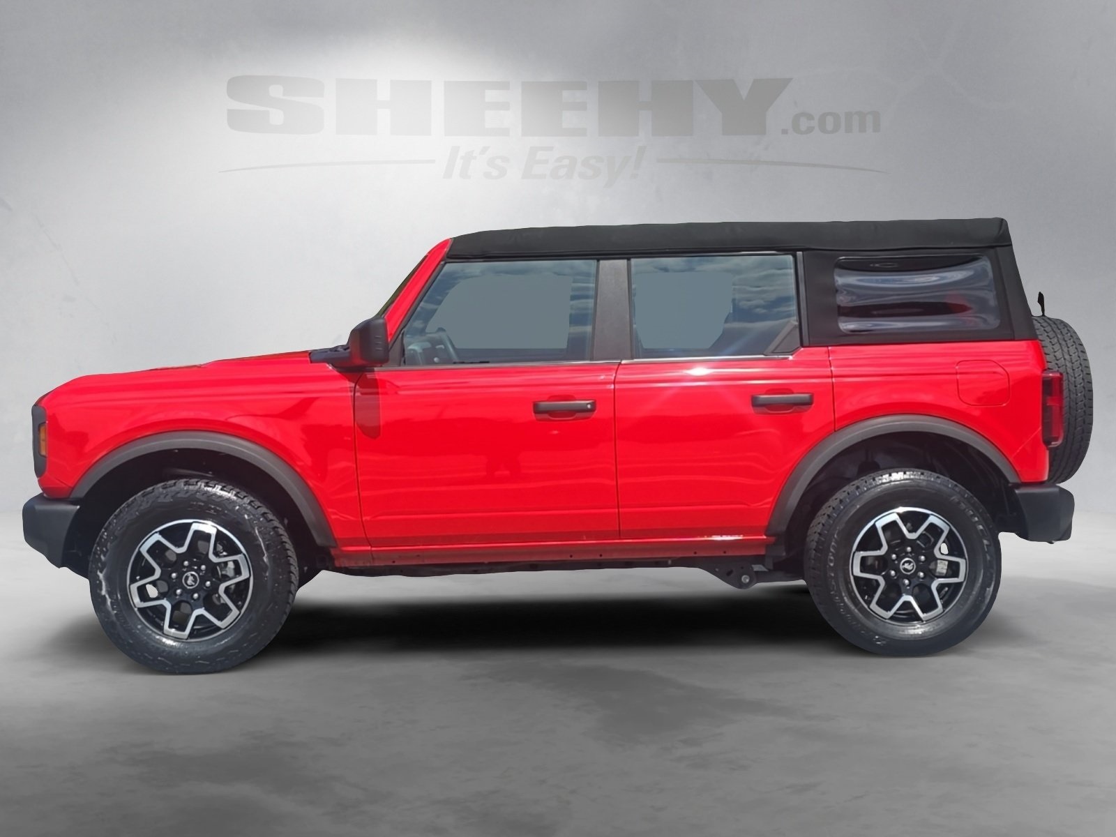 2023 Ford Bronco Base photo 14
