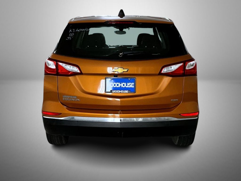 2018 Chevrolet Equinox LS photo 6