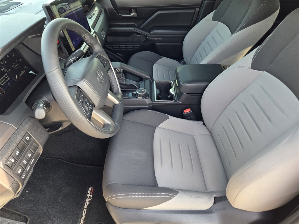 2025 Toyota Tacoma TRD Sport photo 13