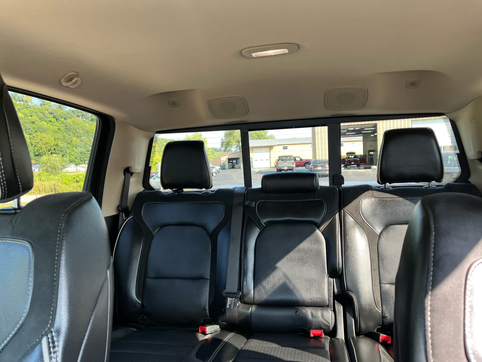 2019 Ram 1500 Laramie photo 21
