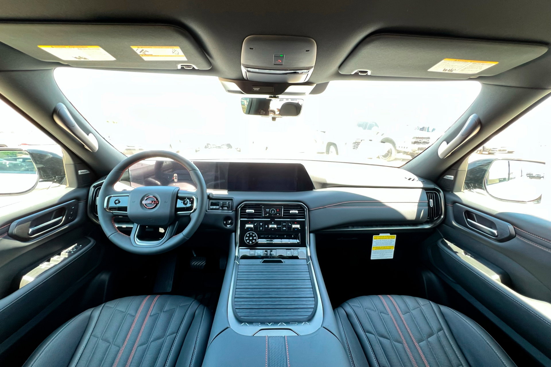 2025 Nissan Armada photo 9