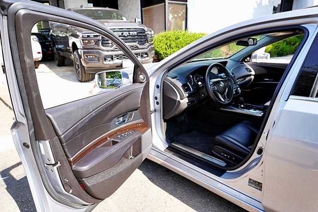 2017 Acura RLX Technology photo 30