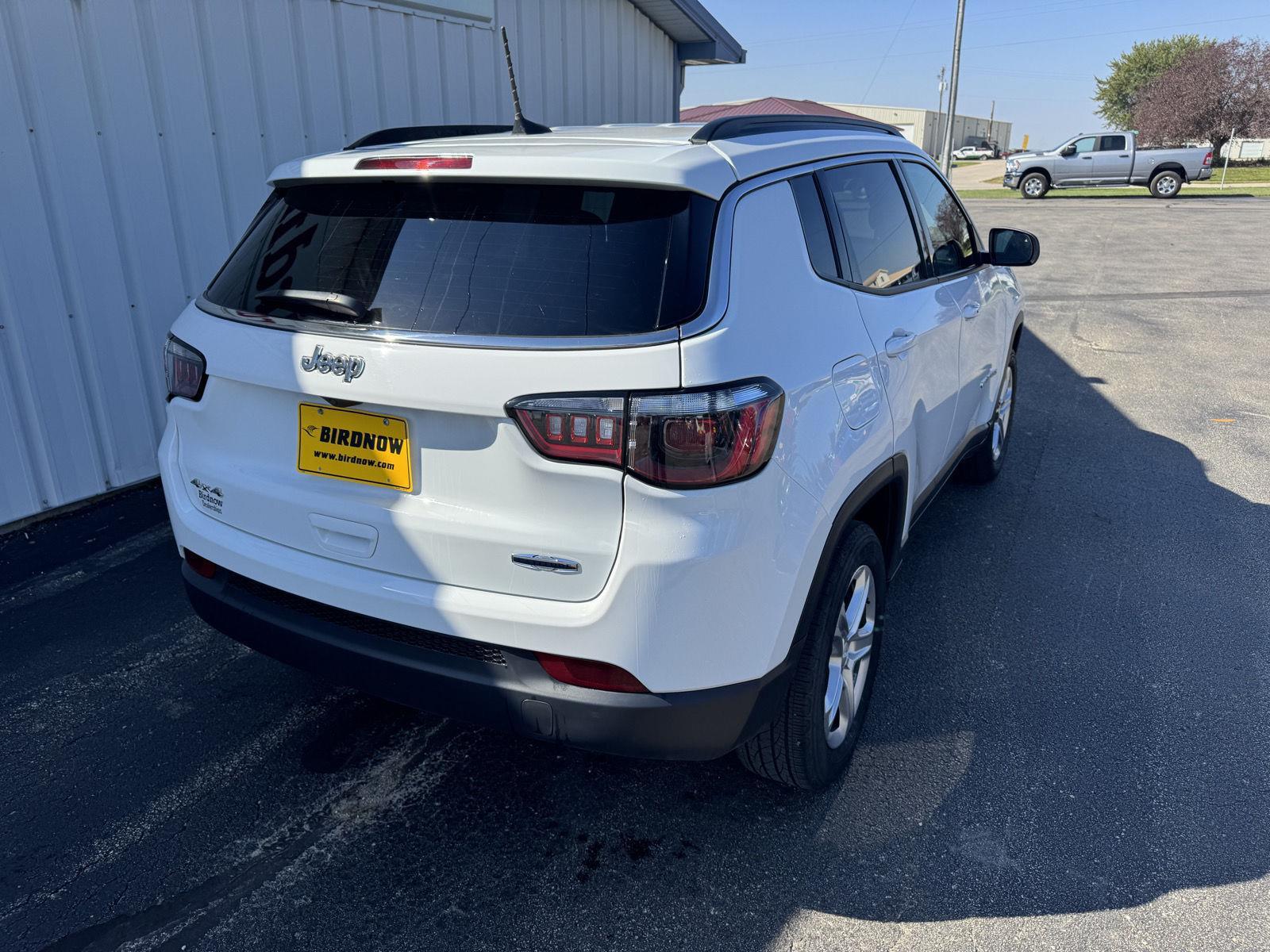 2023 Jeep Compass North Edition Latitude photo 8