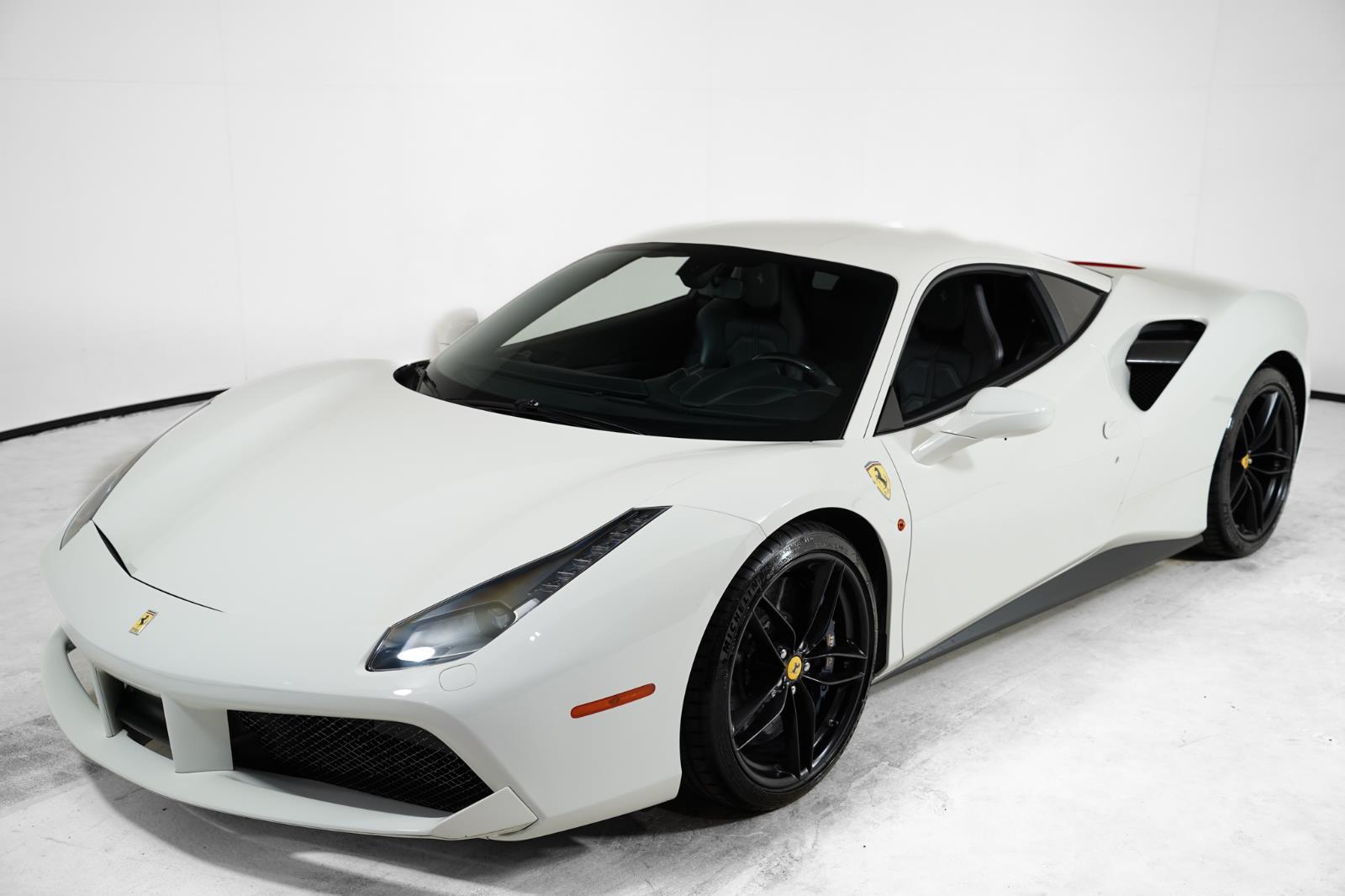 2018 Ferrari 488 GTB photo 2