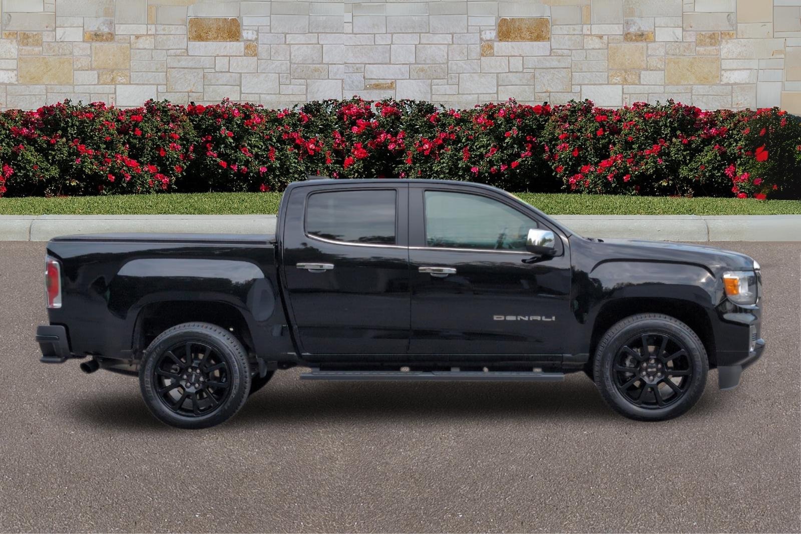 2022 Gmc Canyon Denali photo 2