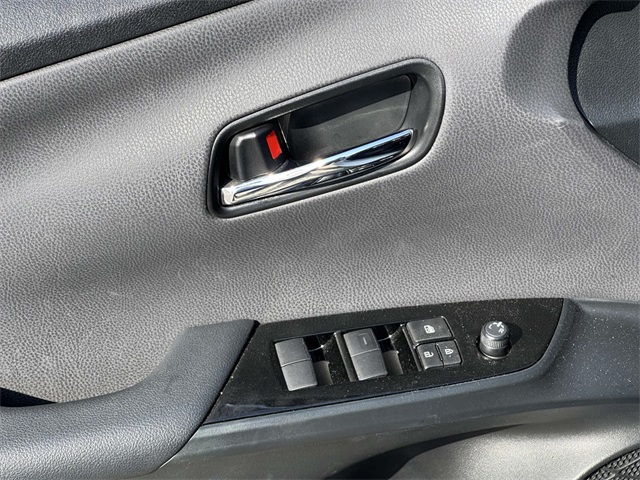 2022 Toyota Prius LE AWD-e photo 27