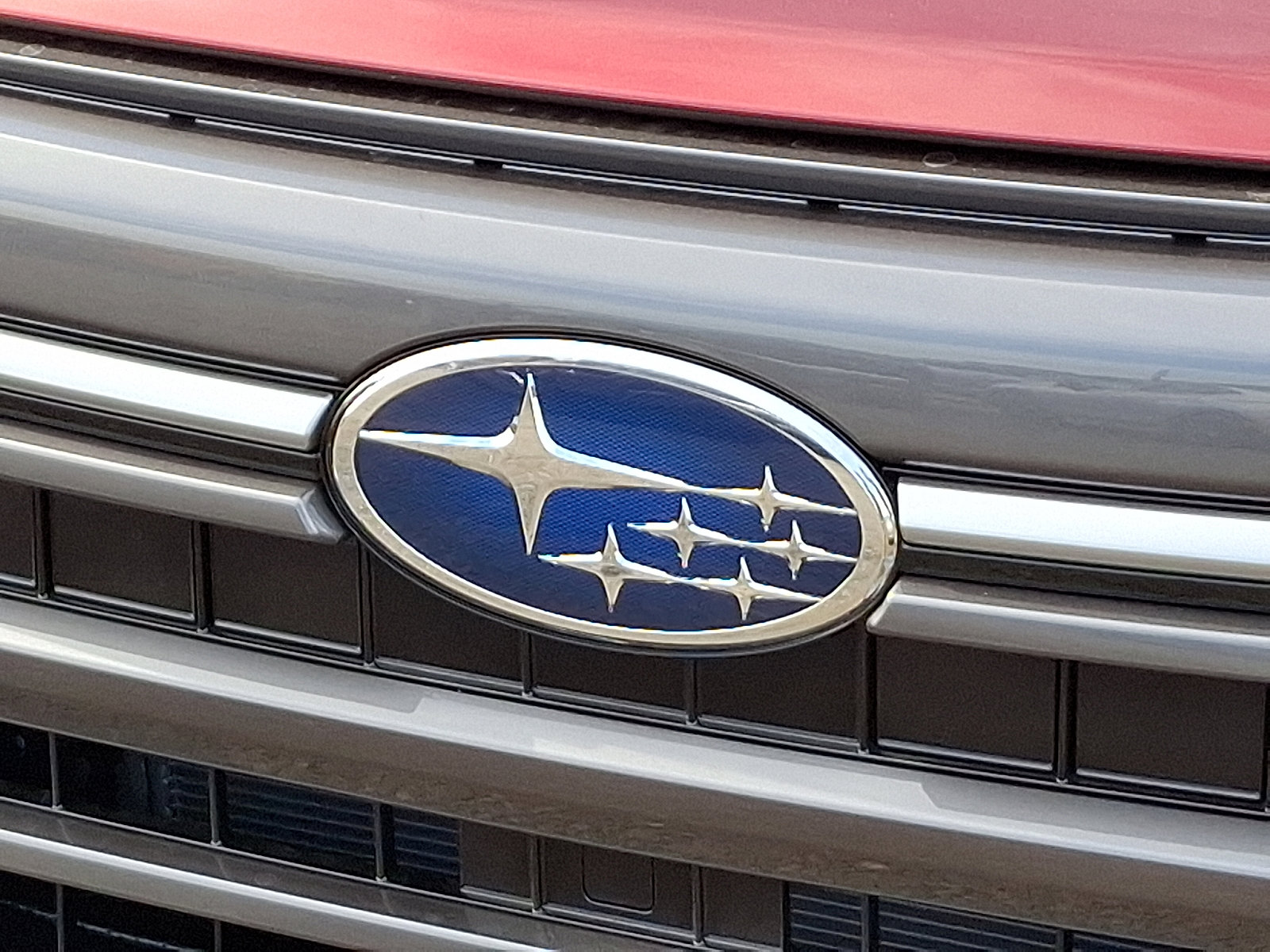 2025 Subaru Forester Premium photo 4