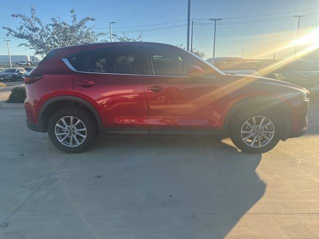 2023 Mazda CX-5 2.5 S Preferred photo 4