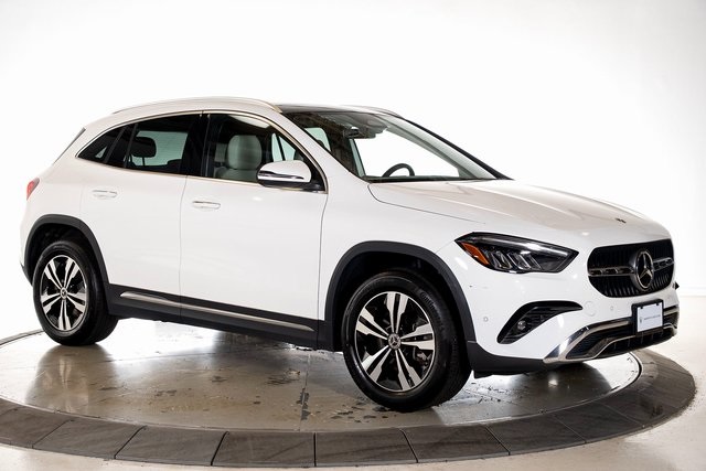 2024 Mercedes Benz GLA 250 photo 8