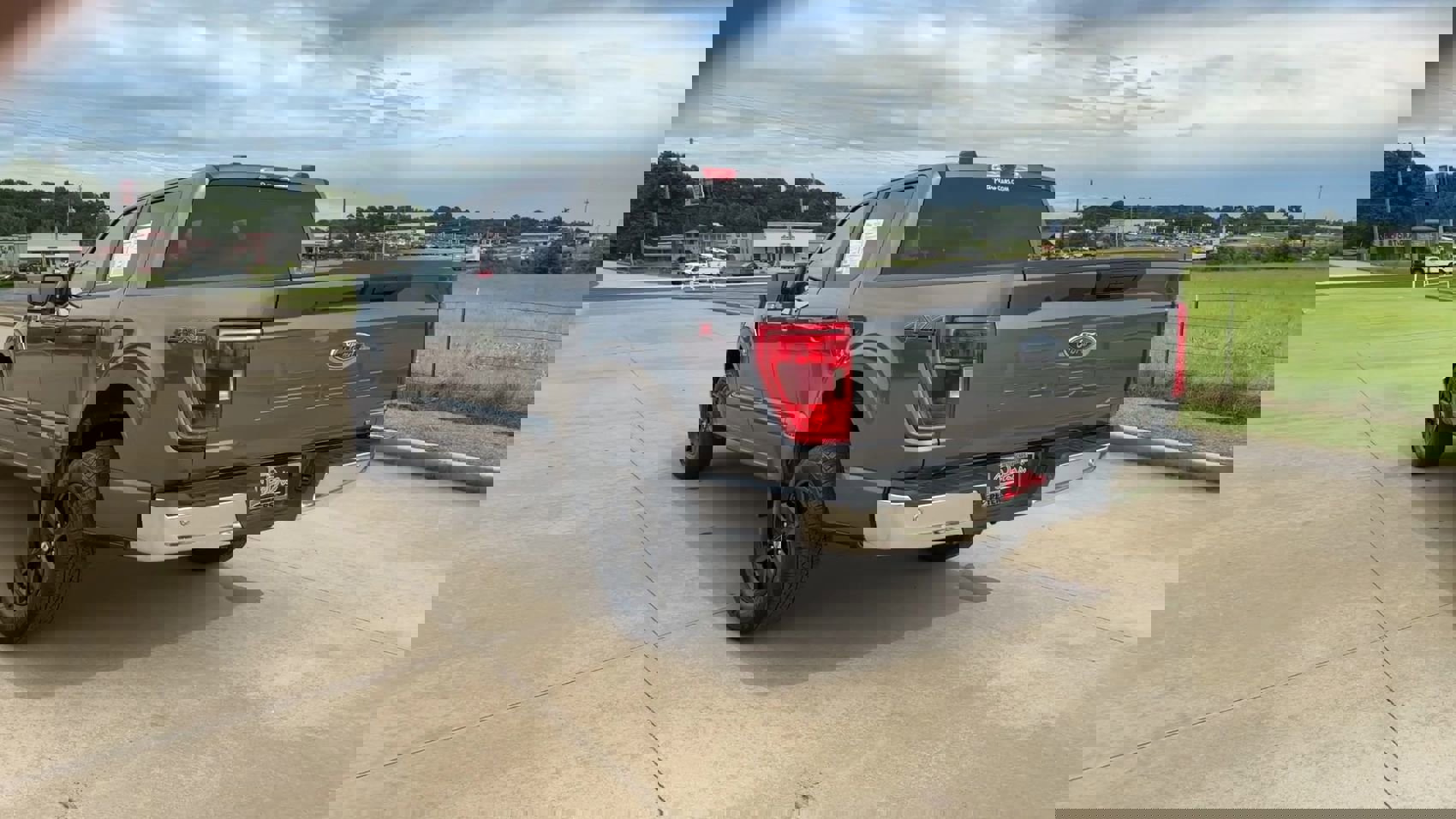 2023 Ford F-150 XLT photo 6