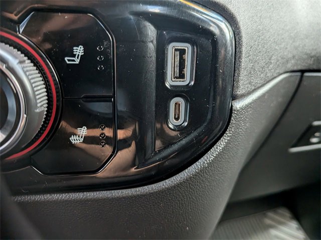 2022 Chevrolet Silverado 1500 LT photo 26