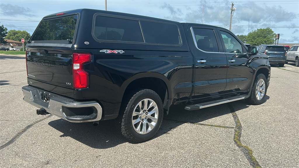 2019 Chevrolet Silverado 1500 LTZ photo 3