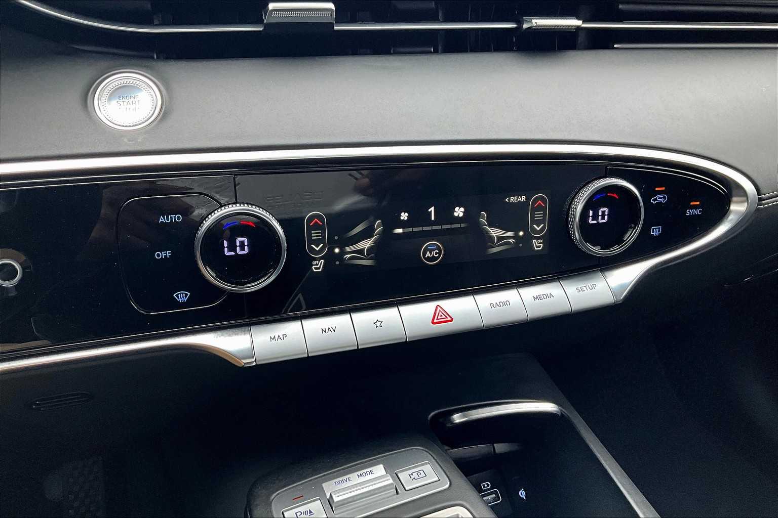 2025 Genesis GV70 Select Advanced 2.5T Sport Prestige photo 26