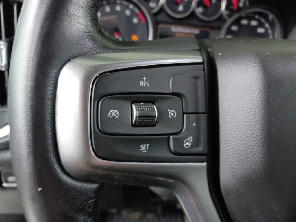 2021 Chevrolet Silverado LT photo 14