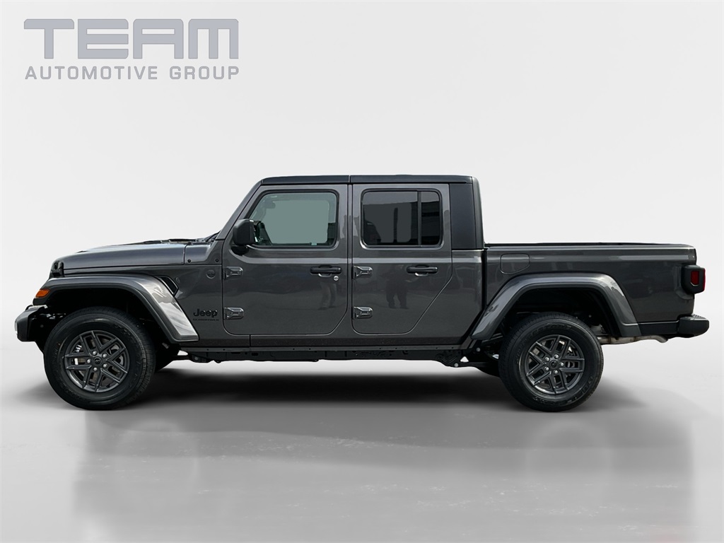 2025 Jeep Gladiator Sport S photo 4