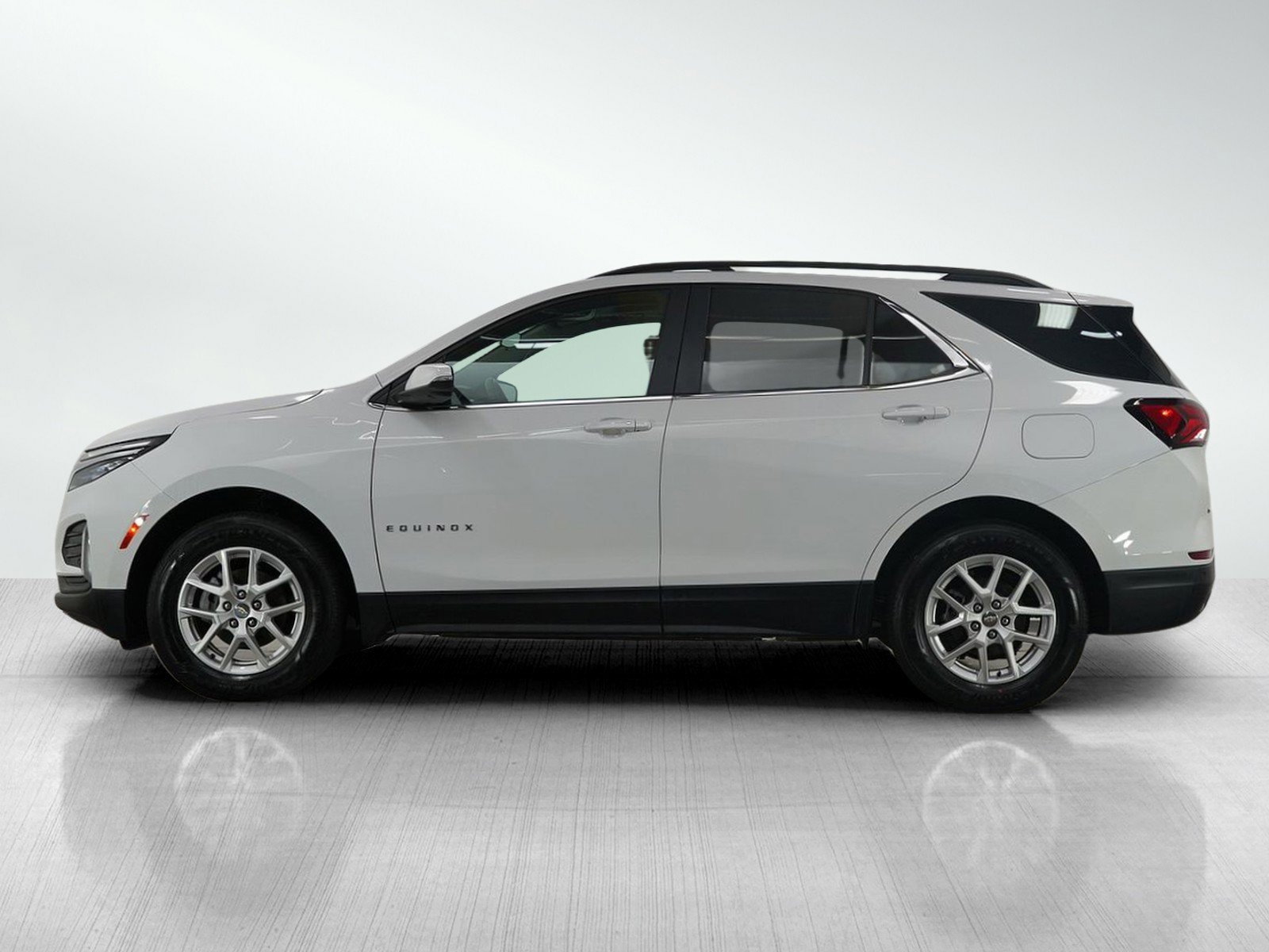Used 2024 Chevrolet Equinox LT with VIN 3GNAXUEG3RL245492 for sale in White Bear Lake, Minnesota