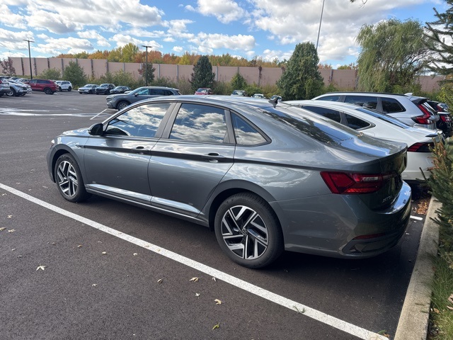 2022 Volkswagen Jetta 1.5T SEL photo 4