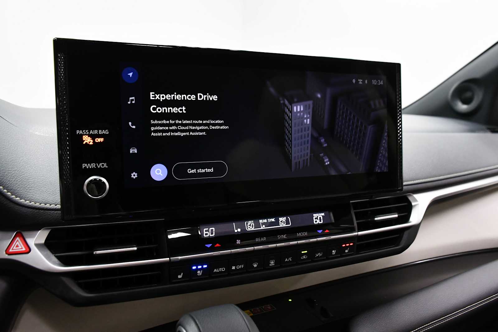 2025 Toyota Sienna Platinum photo 16