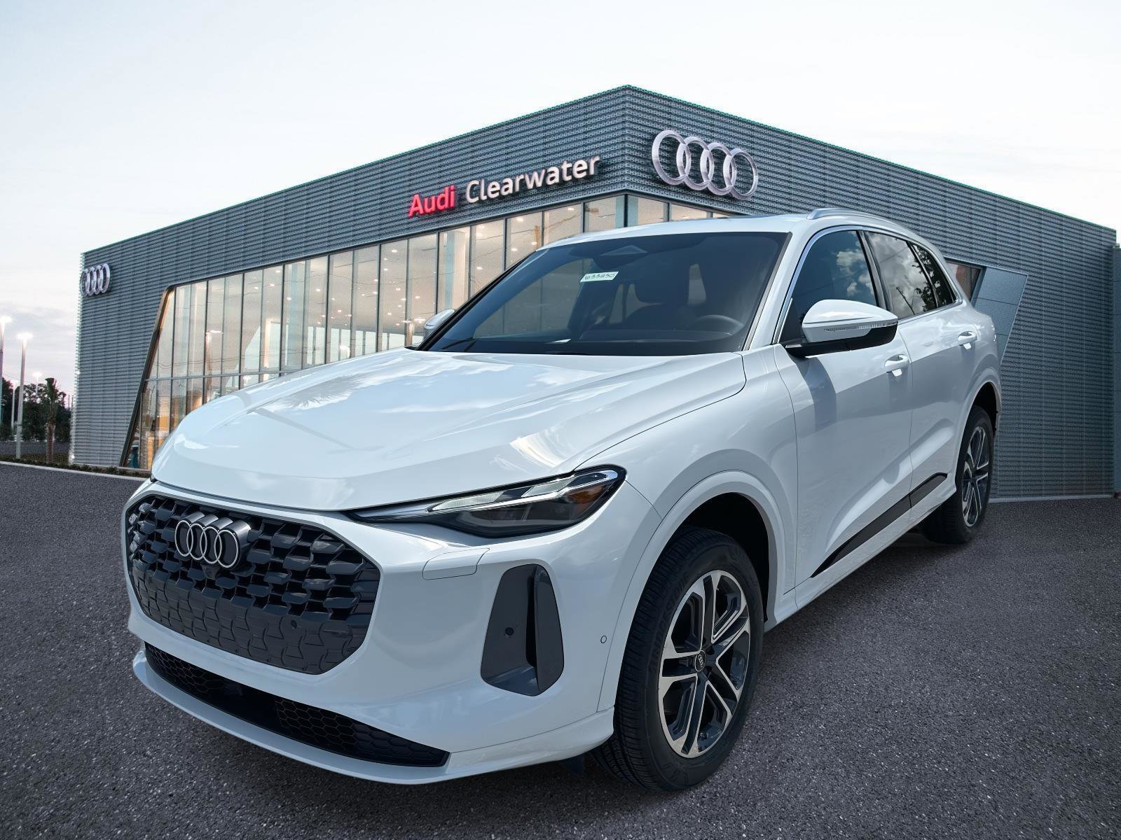 2025 Audi New Q5 Premium's photo