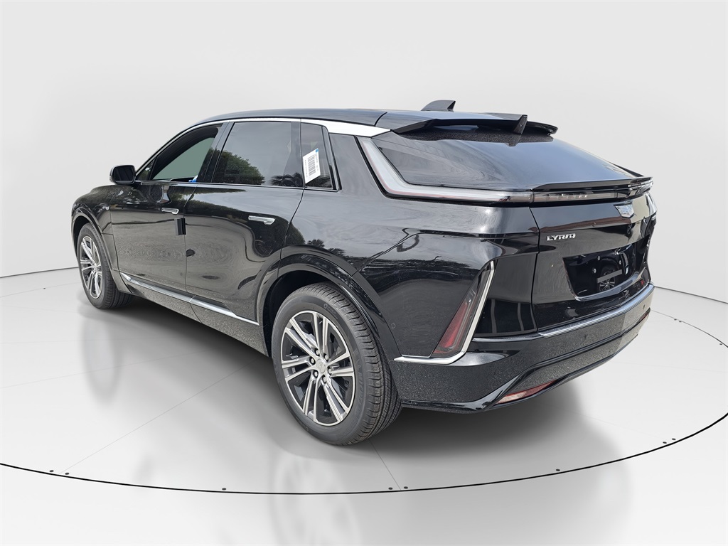 2025 Cadillac Lyriq Luxury photo 4