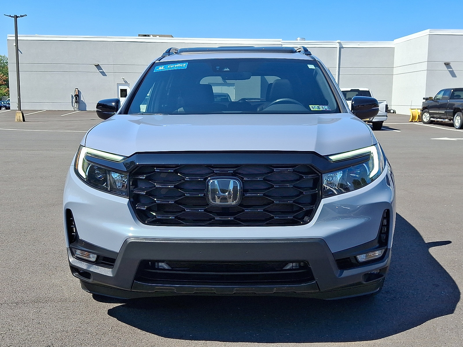 2022 Honda Passport Elite photo 2