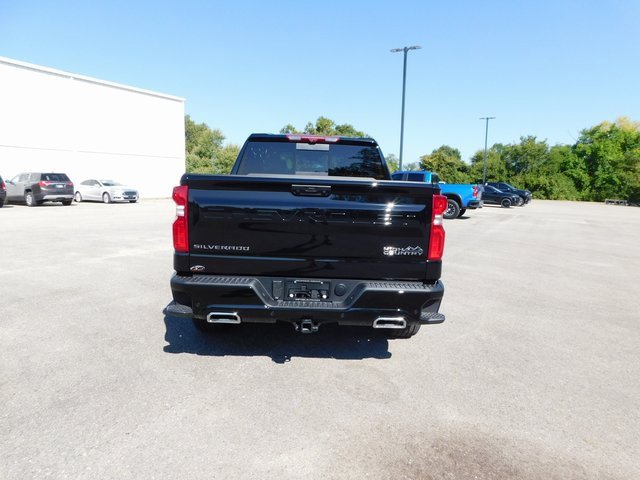 2025 Chevrolet Silverado 1500 High Country photo 4