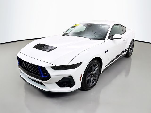 2025 Ford Mustang GT photo 3