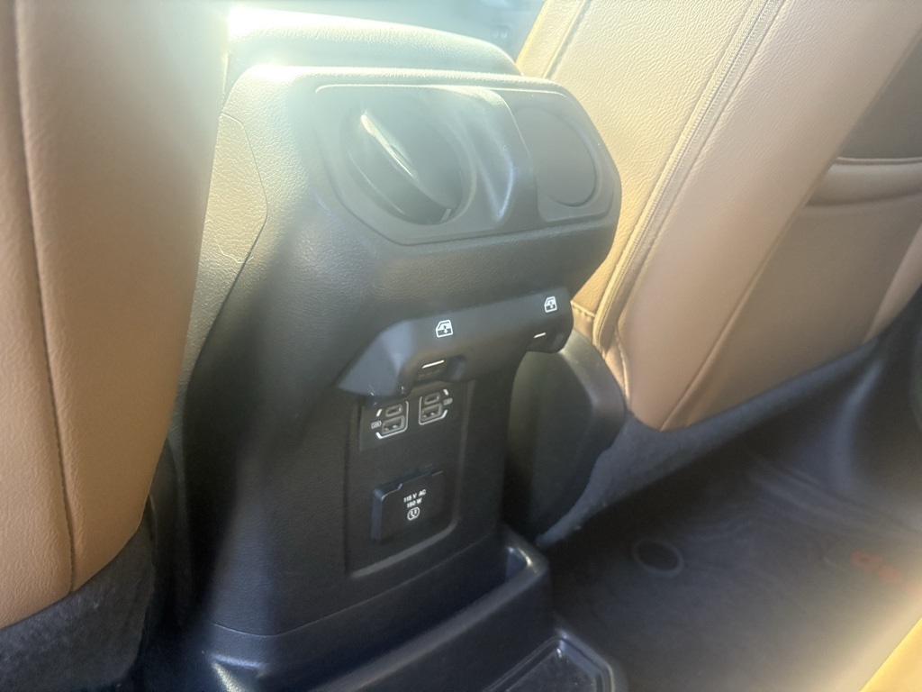 2021 Jeep Wrangler Unlimited Sahara 4xe photo 14