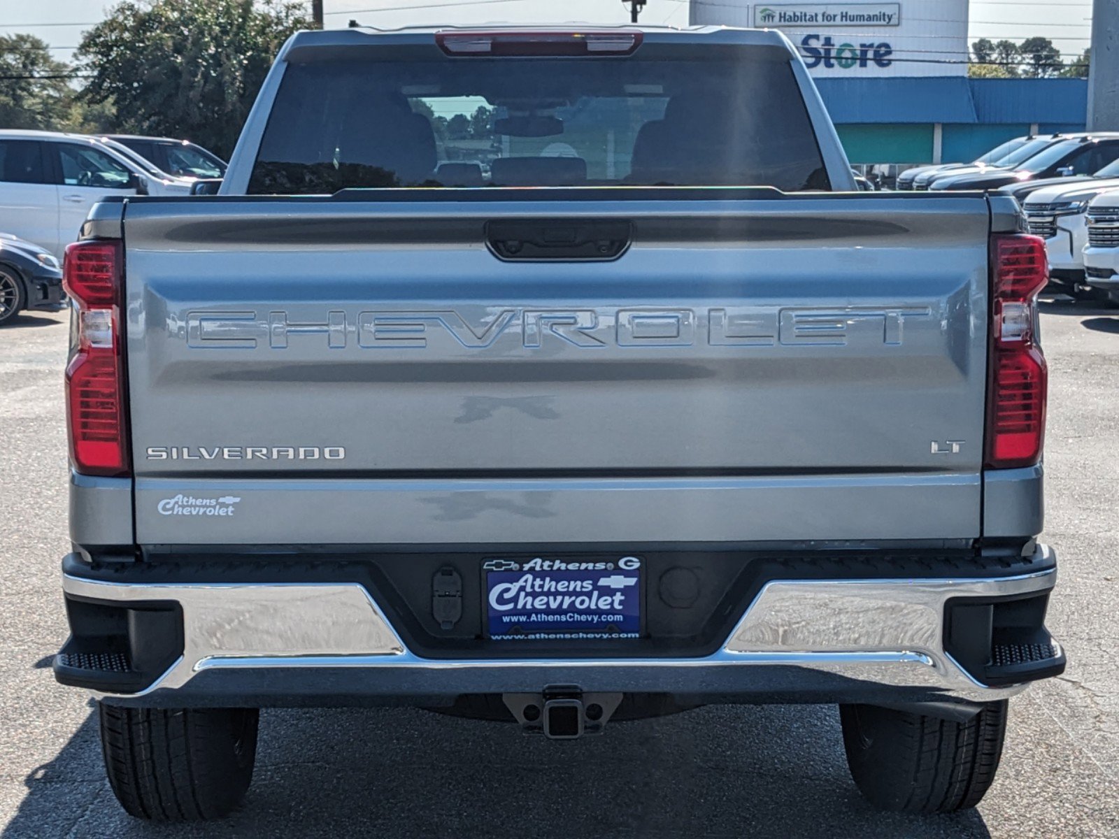 2025 Chevrolet Silverado 1500 LT photo 5